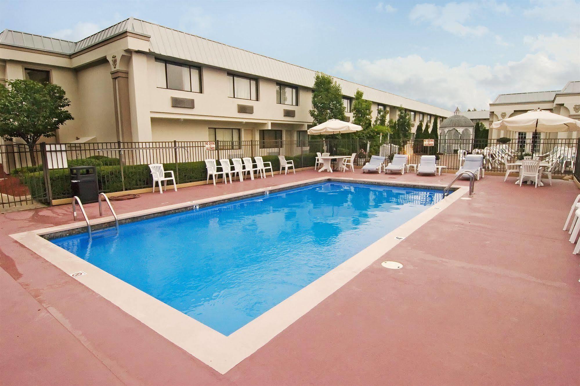 Best Western Leisure Inn Lakewood Ανέσεις φωτογραφία