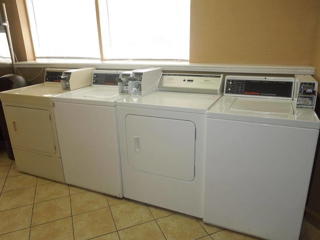 Best Western Leisure Inn Lakewood Εξωτερικό φωτογραφία