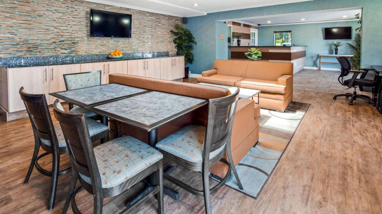 Best Western Leisure Inn Lakewood Εξωτερικό φωτογραφία